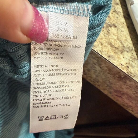 Urban Outfitters Blue Cropped Rib Top Cuff Sleeves Medium - Picture 8 of 11